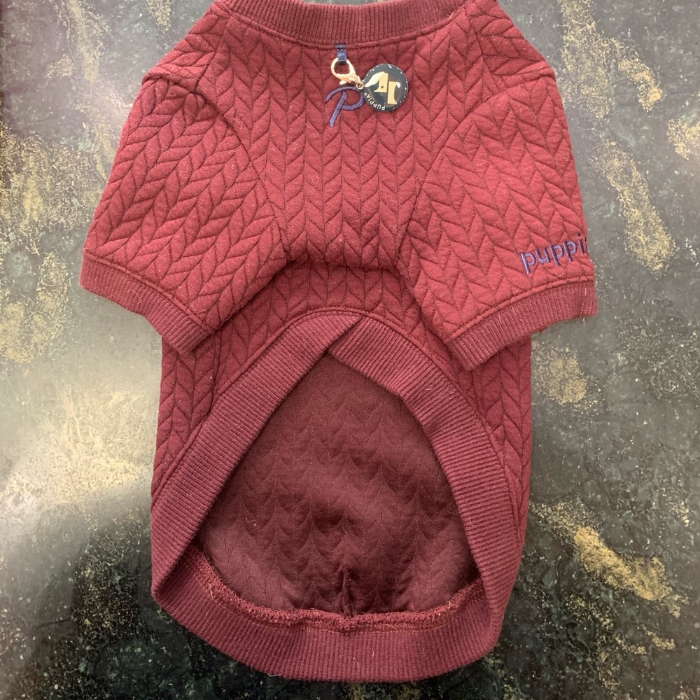 NWOT! Burg knit dog sweater